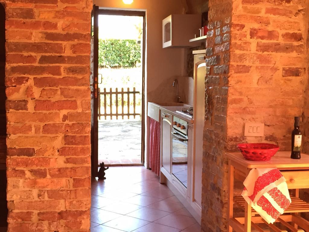 Casole dʼElsa Agriturismo Il Canneto מראה חיצוני תמונה